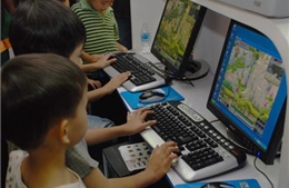 Nhiều rủi ro với trẻ em trên mạng
